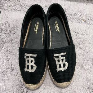 Burberry shoes size 7 , used but like new